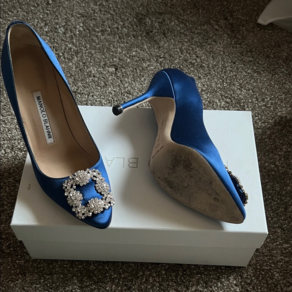Manolo Blahnik Royal Blue Satin Pointed Toe Pumps with Crystal Buckles - Picture 3 of 7